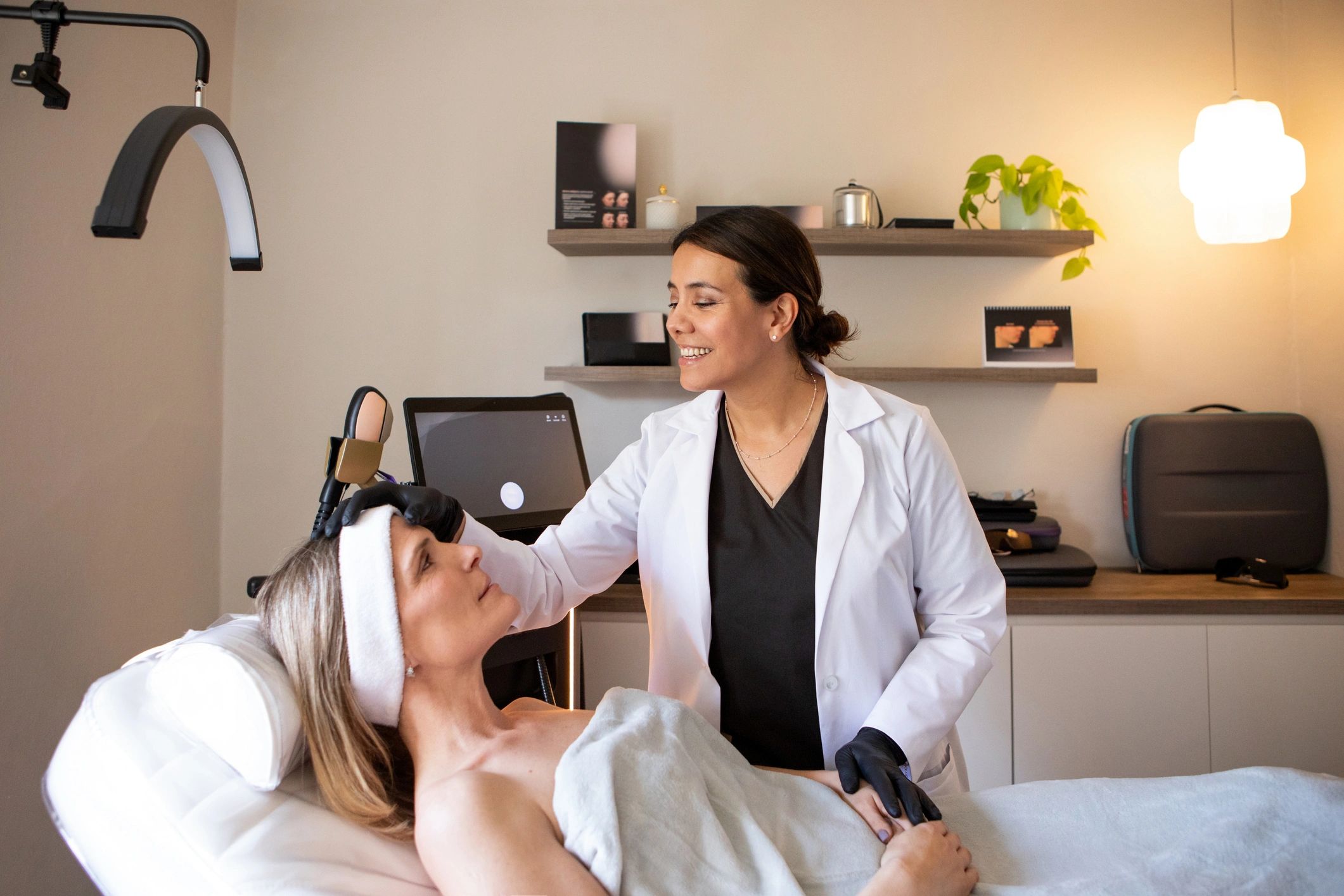 aesthetic medicine elite group modern